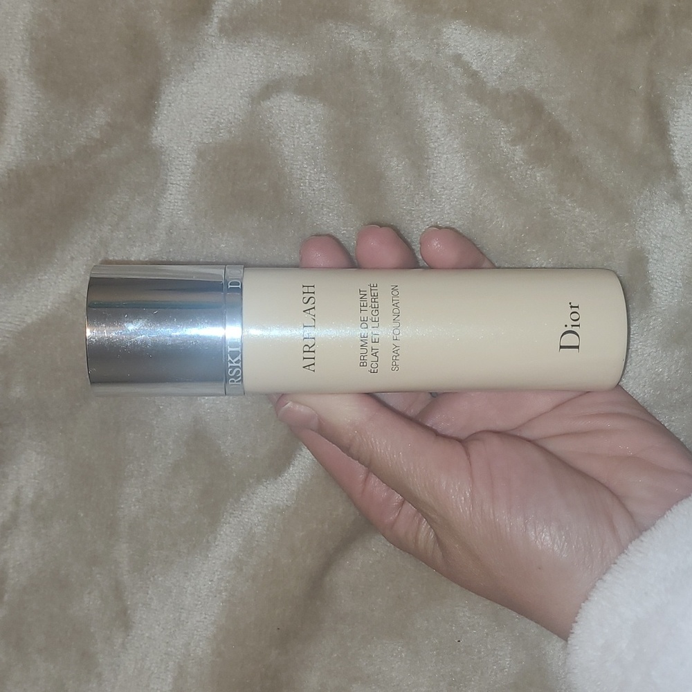 Dior Airflash Spray Foundation